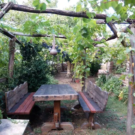 House Rodia Prínosz